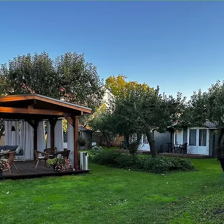 Hede Suvemajad/summer