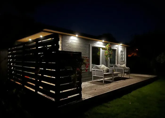 Hede Suvemajad/summer Kemping Parnawa