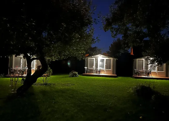 Hede Suvemajad/summer * Parnawa